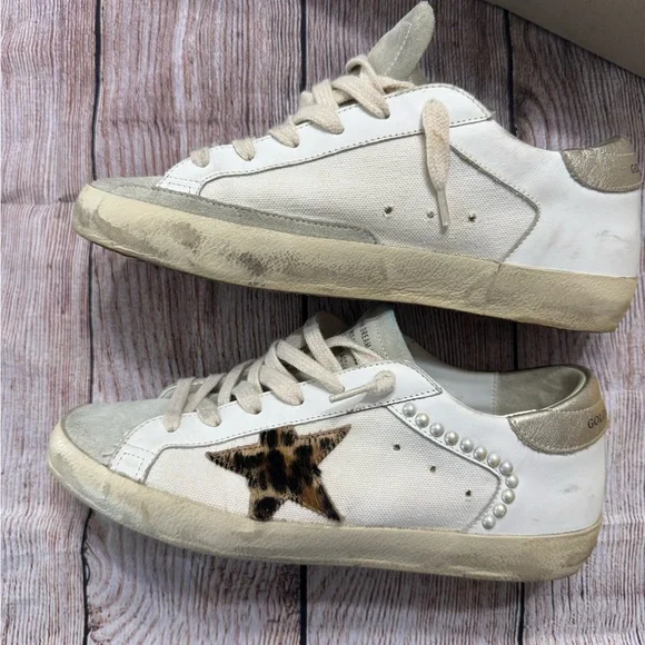 Golden Goose Superstar Sneakers in White and Beige - Picture 4 of 13